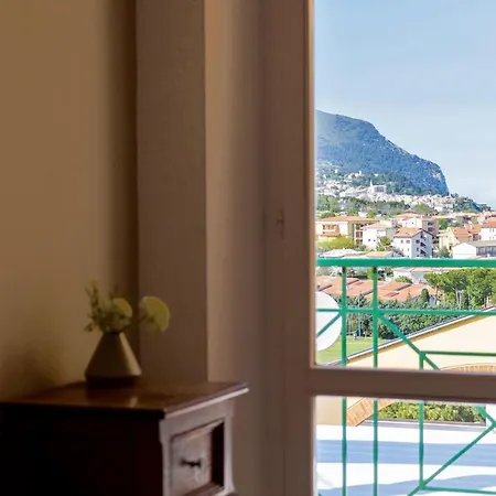 L22 Villetta Con Giardino *